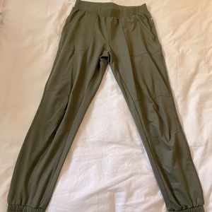 Fabletics Joggers